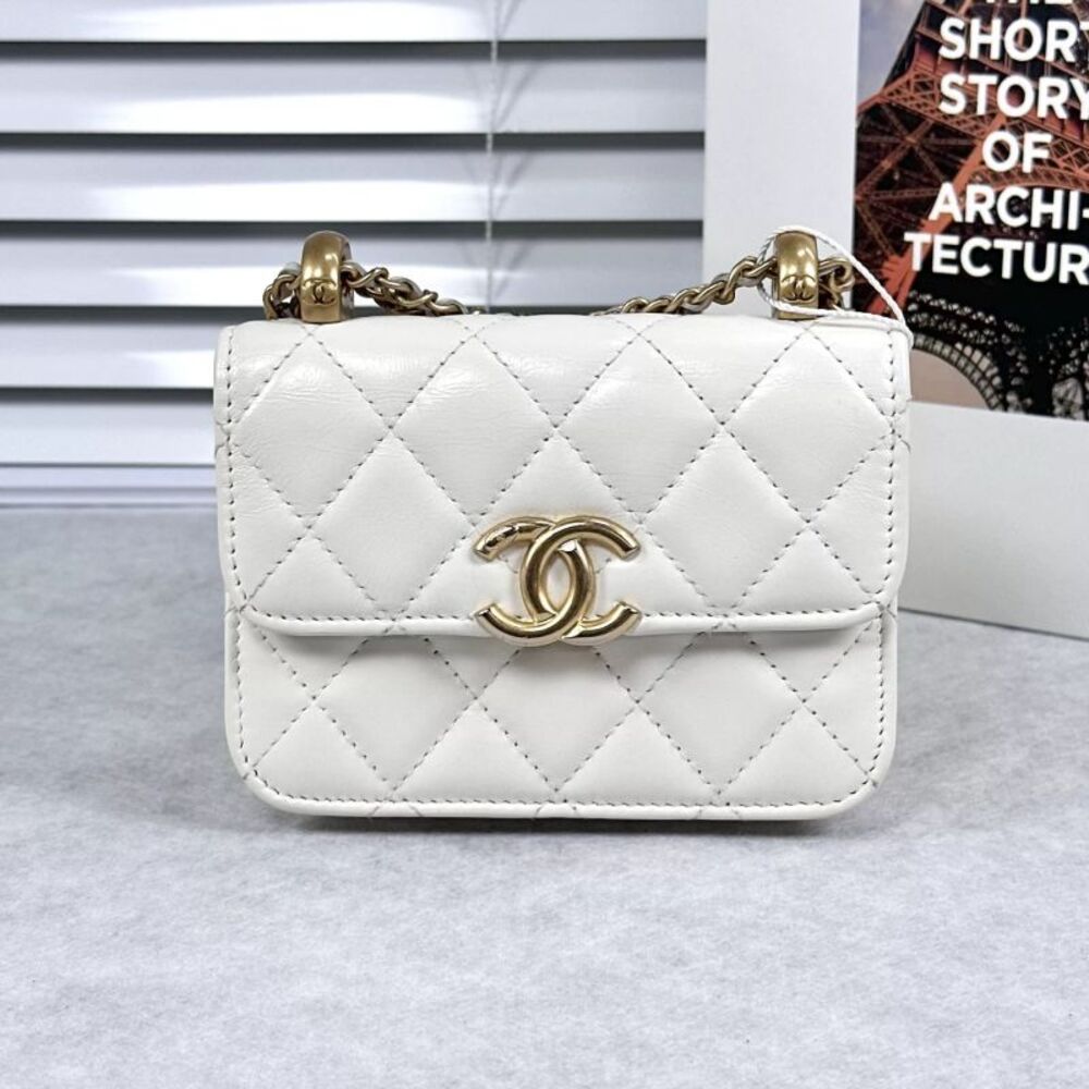 Chanel Women Pre-Loved Bag Very Good Condition